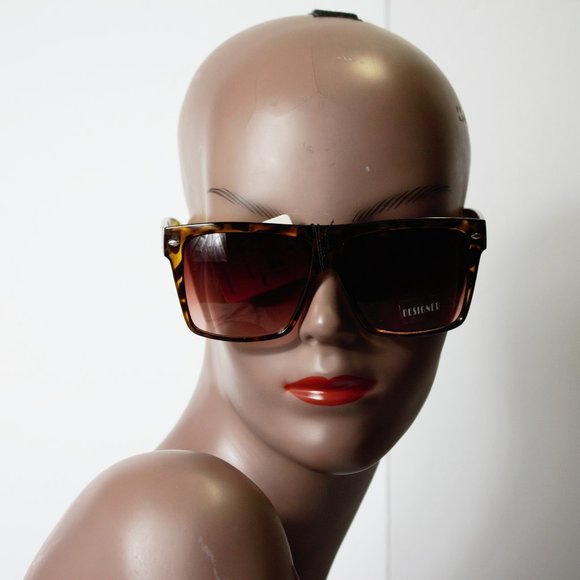 Designer Eyewear Optical Quality - Picture 1 of 4